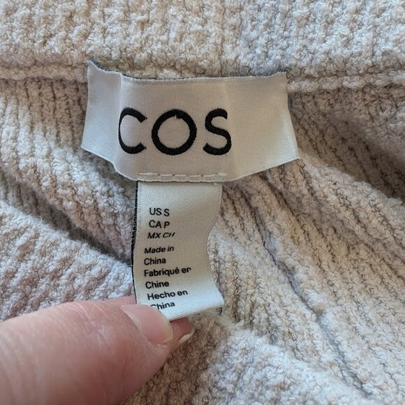 COS Cotton Blend Textured Casual Shorts - Picture 10 of 11